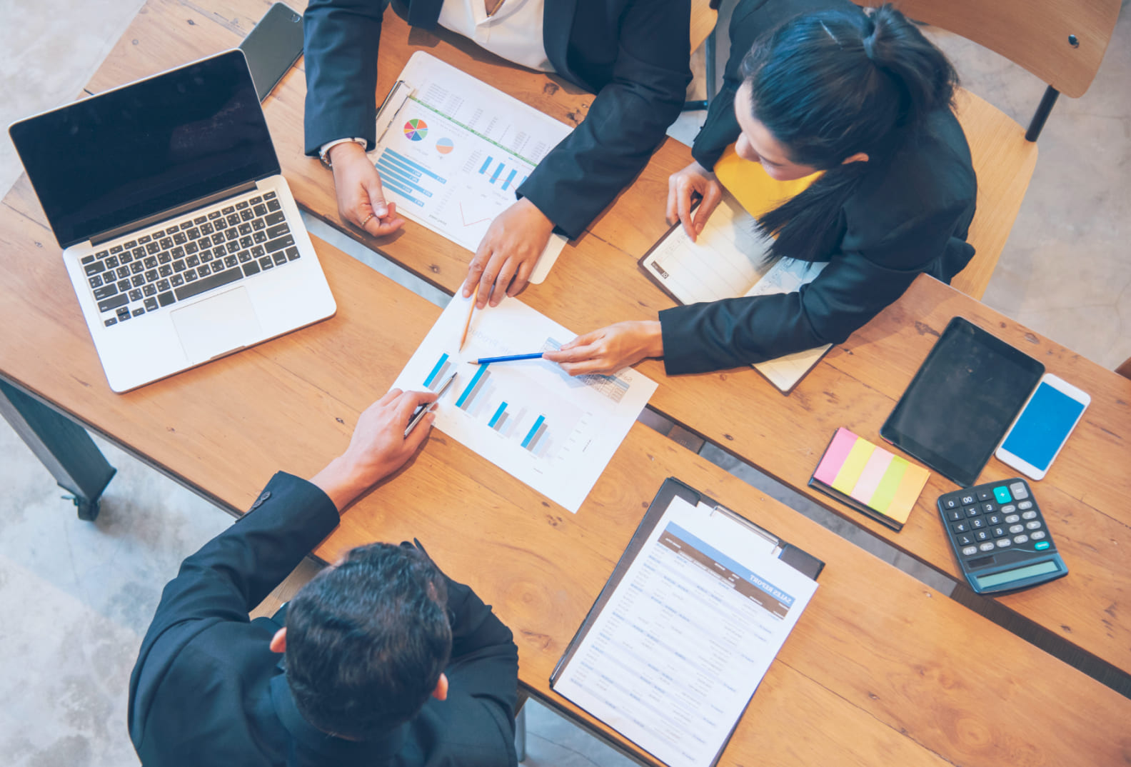 ミーティングをしている様子